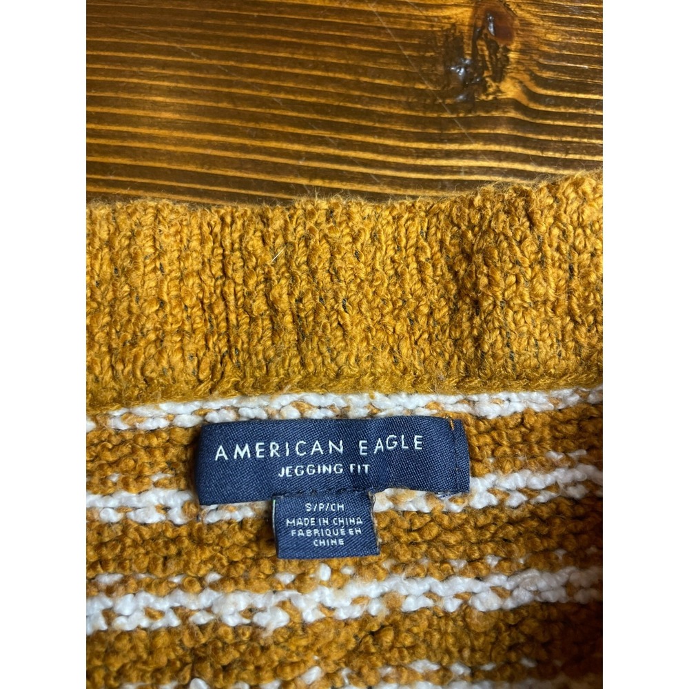 American Eagle Sweater, Women's Size Small, Brown White, Striped, Pullover - Picture 8 of 9